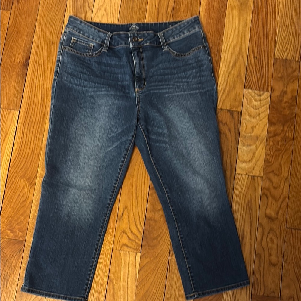 St John’s Bay Women’s Cropped Blue Jeans